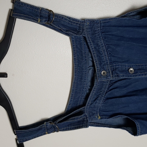 Levi's denim romper, denim shorts, overall, elastic waist women's size medium - Picture 4 of 8